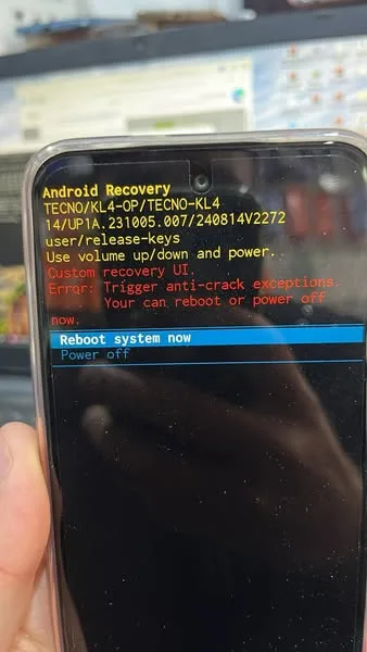 Custom recovery UI.Error: Trigger anti-crack exceptions.